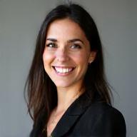 Foto de Gabriela Ferreira, Especialista em Sound Design na Sonora Produções
